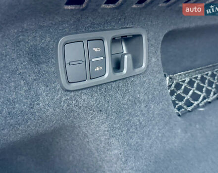 Серый Ауди Q8, объемом двигателя 3 л и пробегом 1 тыс. км за 115900 $, фото 44 на Automoto.ua