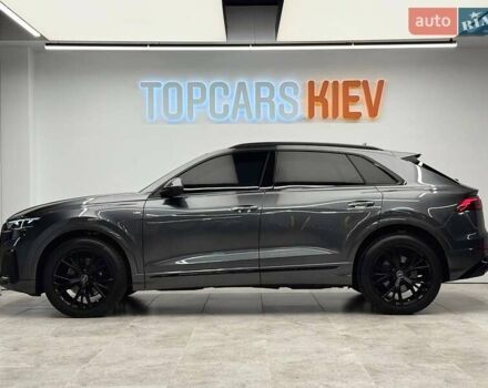 Серый Ауди Q8, объемом двигателя 3 л и пробегом 1 тыс. км за 106900 $, фото 11 на Automoto.ua