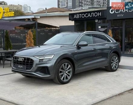 Ауди Q8 2018 в Киеве на Automoto.ua Серый Ауди Q8, объемом двигателя 3 л и пробегом 153 тыс. км за 42900 $, фото 1 на Automoto.ua