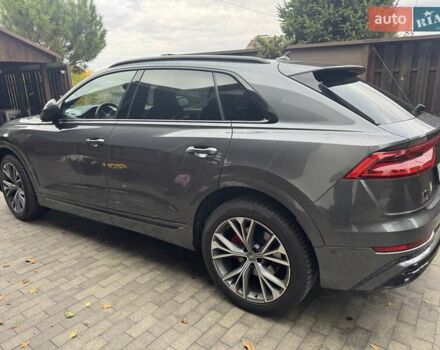 Ауди Q8 2018 в Киеве на Automoto.ua Серый Ауди Q8, объемом двигателя 3 л и пробегом 220 тыс. км за 60000 $, фото 1 на Automoto.ua