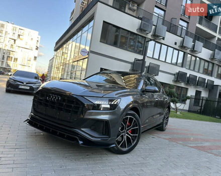 Серый Ауди Q8, объемом двигателя 3 л и пробегом 155 тыс. км за 63000 $, фото 1 на Automoto.ua