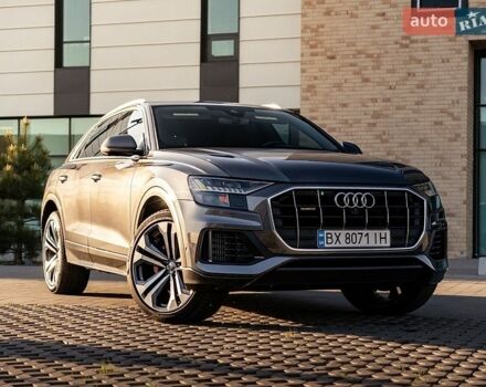 Серый Ауди Q8, объемом двигателя 3 л и пробегом 99 тыс. км за 53500 $, фото 1 на Automoto.ua