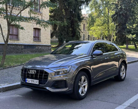 Серый Ауди Q8, объемом двигателя 3 л и пробегом 77 тыс. км за 48900 $, фото 1 на Automoto.ua