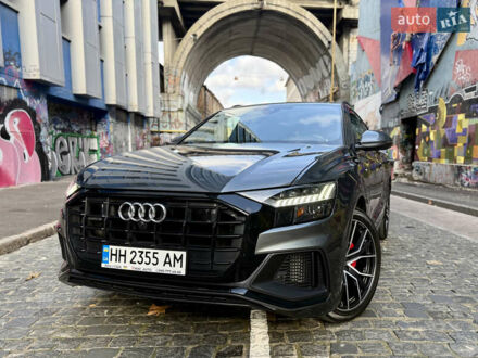 Серый Ауди Q8, объемом двигателя 3 л и пробегом 95 тыс. км за 57000 $, фото 1 на Automoto.ua