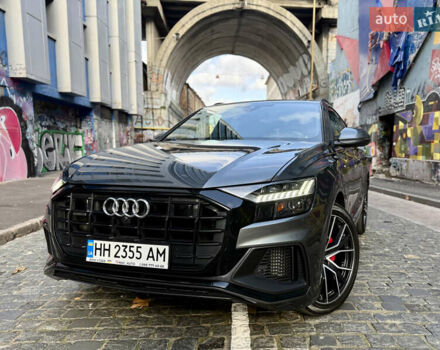 Серый Ауди Q8, объемом двигателя 3 л и пробегом 95 тыс. км за 57000 $, фото 1 на Automoto.ua