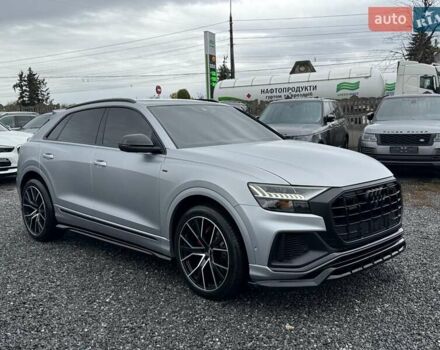 Серый Ауди Q8, объемом двигателя 3 л и пробегом 142 тыс. км за 44900 $, фото 1 на Automoto.ua