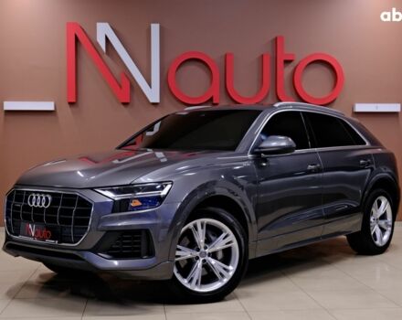 Серый Ауди Q8, объемом двигателя 3 л и пробегом 150 тыс. км за 35900 $, фото 1 на Automoto.ua