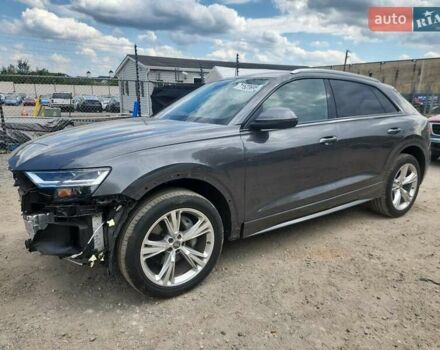 Серый Ауди Q8, объемом двигателя 3 л и пробегом 63 тыс. км за 20000 $, фото 1 на Automoto.ua