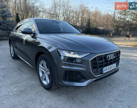 Серый Ауди Q8, объемом двигателя 2.97 л и пробегом 308 тыс. км за 50999 $, фото 1 на Automoto.ua