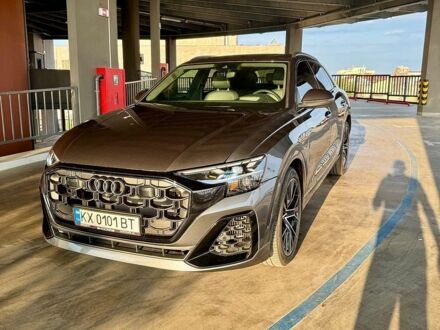 Сірий Ауді Q8, об'ємом двигуна 3 л та пробігом 97 тис. км за 53000 $, фото 1 на Automoto.ua
