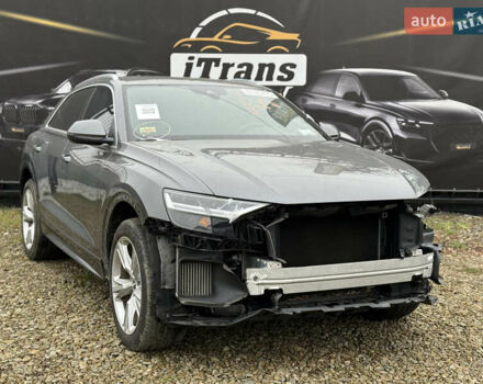 Сірий Ауді Q8, об'ємом двигуна 3 л та пробігом 84 тис. км за 34700 $, фото 1 на Automoto.ua