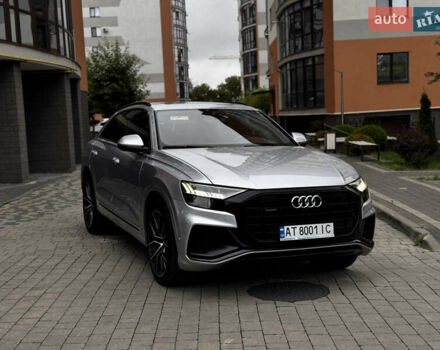 Сірий Ауді Q8, об'ємом двигуна 3 л та пробігом 62 тис. км за 63000 $, фото 1 на Automoto.ua