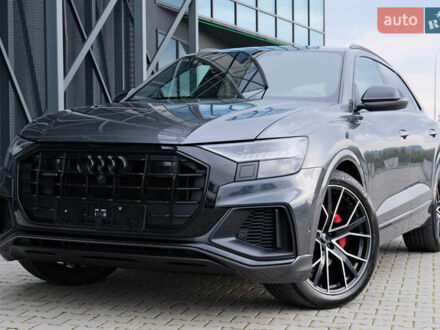 Ауди Q8 2020 в Дрогобыче на Automoto.ua Серый Ауди Q8, объемом двигателя 2.97 л и пробегом 128 тыс. км за 67800 $, фото 1 на Automoto.ua