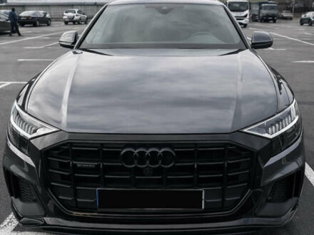 Серый Ауди Q8, объемом двигателя 3 л и пробегом 28 тыс. км за 81000 $, фото 1 на Automoto.ua