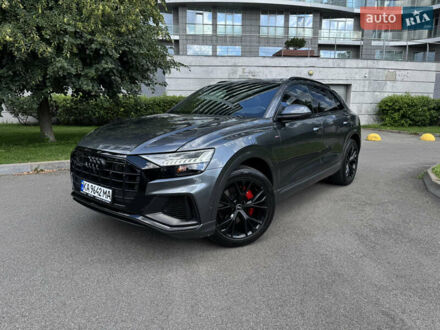 Сірий Ауді Q8, об'ємом двигуна 3 л та пробігом 63 тис. км за 52500 $, фото 1 на Automoto.ua