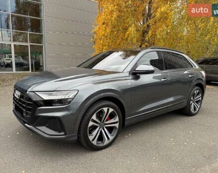 Ауди Q8 2021 в Киеве на Automoto.ua Серый Ауди Q8, объемом двигателя 3 л и пробегом 20 тыс. км за 87000 $, фото 1 на Automoto.ua