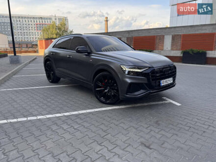 Ауди Q8 2022 в Киеве на Automoto.ua Серый Ауди Q8, объемом двигателя 2.97 л и пробегом 40 тыс. км за 82000 $, фото 1 на Automoto.ua