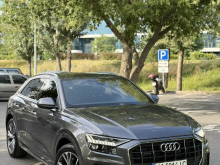 Ауди Q8 2022 в Киеве на Automoto.ua Серый Ауди Q8, объемом двигателя 2.97 л и пробегом 28 тыс. км за 84999 $, фото 1 на Automoto.ua