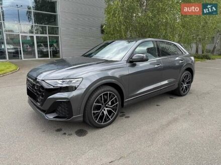 Ауди Q8 2024 в Киеве на Automoto.ua Серый Ауди Q8, объемом двигателя 3 л и пробегом 2 тыс. км за 104500 $, фото 1 на Automoto.ua