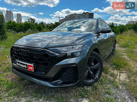 Ауди Q8 2024 в Киеве на Automoto.ua Серый Ауди Q8, объемом двигателя 3 л и пробегом 6 тыс. км за 97990 $, фото 1 на Automoto.ua