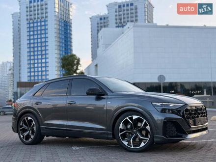 Ауди Q8 2025 в Одессе на Automoto.ua Серый Ауди Q8, объемом двигателя 3 л и пробегом 1 тыс. км за 106400 $, фото 1 на Automoto.ua