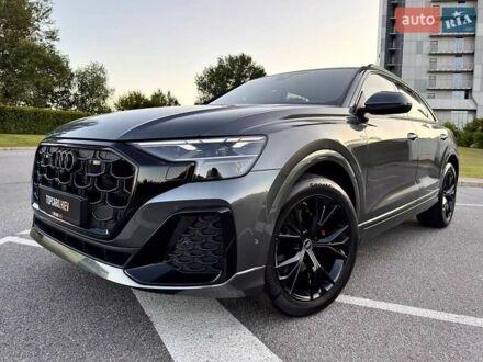 Ауді Q8 2025 у Києві на Automoto.ua Сірий Ауді Q8, об'ємом двигуна 2.97 л та пробігом 1 тис. км за 107500 $, фото 1 на Automoto.ua