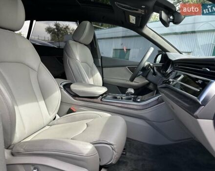 Синій Ауді Q8, об'ємом двигуна 3 л та пробігом 85 тис. км за 55590 $, фото 42 на Automoto.ua