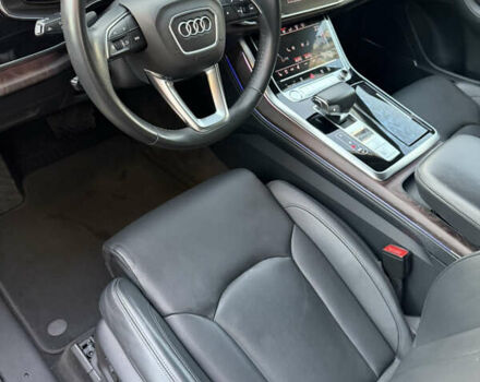 Синий Ауди Q8, объемом двигателя 2.97 л и пробегом 107 тыс. км за 59800 $, фото 6 на Automoto.ua