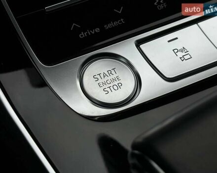 Синій Ауді Q8, об'ємом двигуна 3 л та пробігом 169 тис. км за 52500 $, фото 49 на Automoto.ua