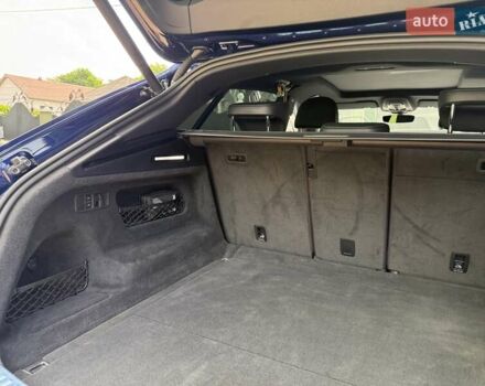 Ауді Q8 2019 у Виноградове на Automoto.ua Синій Ауді Q8, об'ємом двигуна 2.97 л та пробігом 174 тис. км за 59900 $, фото 18 на Automoto.ua