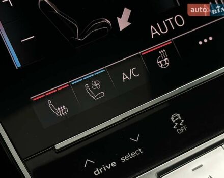 Синій Ауді Q8, об'ємом двигуна 3 л та пробігом 169 тис. км за 52500 $, фото 50 на Automoto.ua