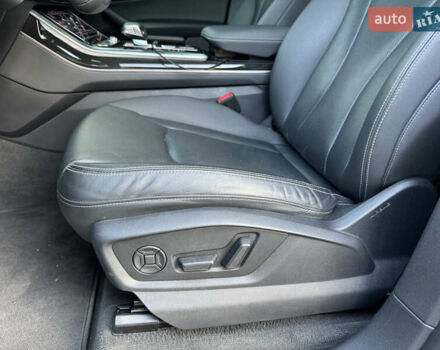 Синий Ауди Q8, объемом двигателя 3 л и пробегом 135 тыс. км за 55000 $, фото 42 на Automoto.ua