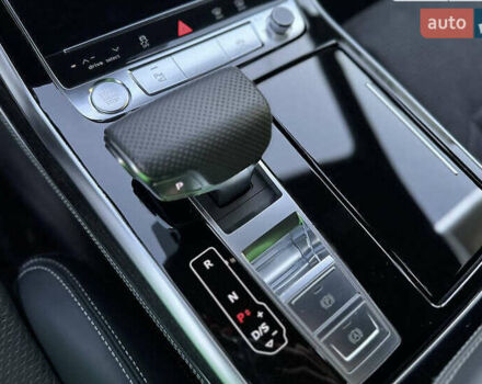 Синій Ауді Q8, об'ємом двигуна 2.97 л та пробігом 135 тис. км за 57000 $, фото 12 на Automoto.ua