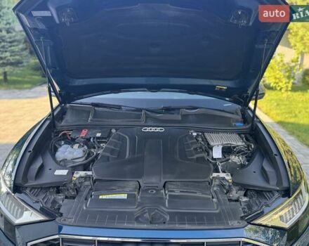 Синий Ауди Q8, объемом двигателя 3 л и пробегом 127 тыс. км за 59000 $, фото 6 на Automoto.ua