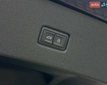 Синій Ауді Q8, об'ємом двигуна 3 л та пробігом 169 тис. км за 52500 $, фото 22 на Automoto.ua