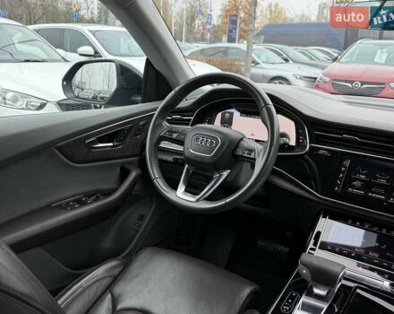 Синий Ауди Q8, объемом двигателя 2.97 л и пробегом 156 тыс. км за 61700 $, фото 55 на Automoto.ua