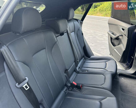 Синий Ауди Q8, объемом двигателя 3 л и пробегом 135 тыс. км за 56500 $, фото 56 на Automoto.ua