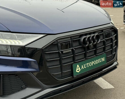 Синий Ауди Q8, объемом двигателя 2.97 л и пробегом 156 тыс. км за 61700 $, фото 4 на Automoto.ua