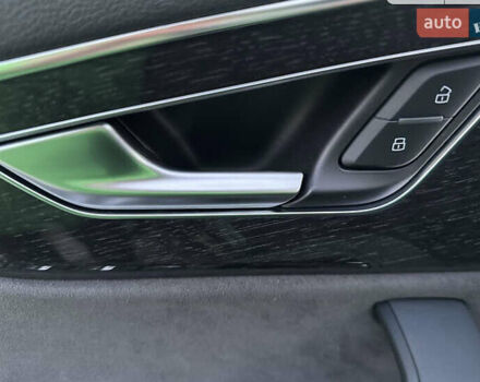 Синій Ауді Q8, об'ємом двигуна 2.97 л та пробігом 135 тис. км за 57000 $, фото 11 на Automoto.ua