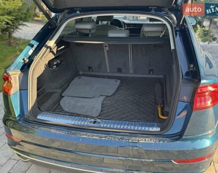 Синий Ауди Q8, объемом двигателя 3 л и пробегом 127 тыс. км за 59000 $, фото 3 на Automoto.ua