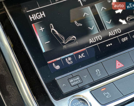 Ауди Q8 2020 в Луцке на Automoto.ua Синий Ауди Q8, объемом двигателя 3 л и пробегом 101 тыс. км за 38700 $, фото 16 на Automoto.ua