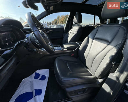 Ауди Q8 2020 в Луцке на Automoto.ua Синий Ауди Q8, объемом двигателя 3 л и пробегом 101 тыс. км за 38700 $, фото 6 на Automoto.ua