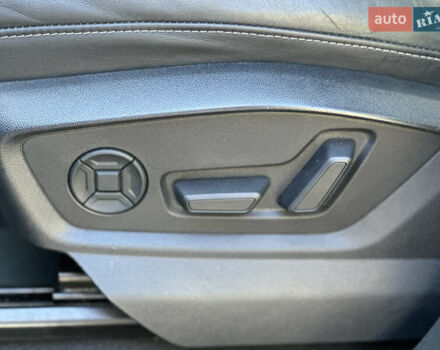 Ауди Q8 2020 в Луцке на Automoto.ua Синий Ауди Q8, объемом двигателя 3 л и пробегом 101 тыс. км за 38700 $, фото 7 на Automoto.ua