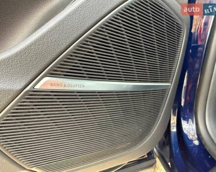 Синий Ауди Q8, объемом двигателя 2.97 л и пробегом 143 тыс. км за 62500 $, фото 3 на Automoto.ua