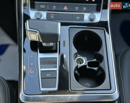 Ауди Q8 2020 в Луцке на Automoto.ua Синий Ауди Q8, объемом двигателя 3 л и пробегом 101 тыс. км за 38700 $, фото 15 на Automoto.ua