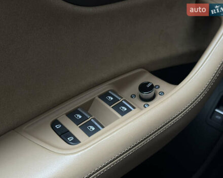 Синій Ауді Q8, об'ємом двигуна 3 л та пробігом 40 тис. км за 71000 $, фото 34 на Automoto.ua