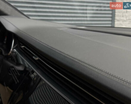 Синій Ауді Q8, об'ємом двигуна 3 л та пробігом 40 тис. км за 71000 $, фото 37 на Automoto.ua