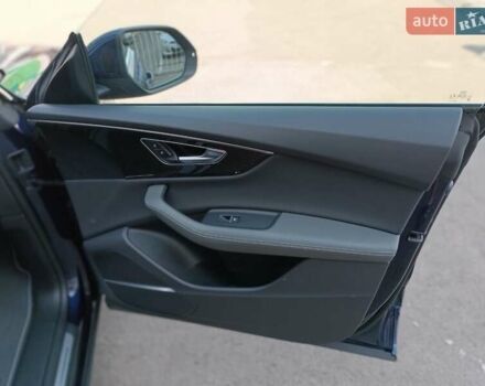 Синий Ауди Q8, объемом двигателя 3 л и пробегом 50 тыс. км за 67200 $, фото 19 на Automoto.ua