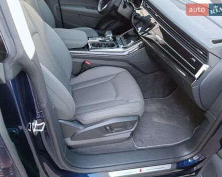 Синий Ауди Q8, объемом двигателя 3 л и пробегом 50 тыс. км за 67200 $, фото 20 на Automoto.ua