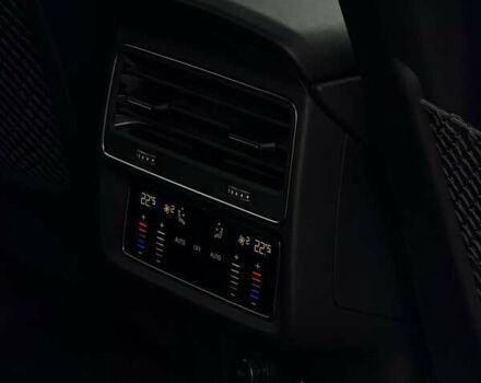 Синий Ауди Q8, объемом двигателя 3 л и пробегом 13 тыс. км за 71900 $, фото 17 на Automoto.ua